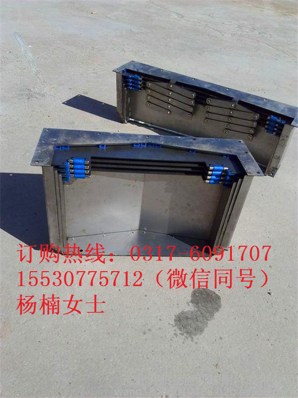 宝鸡CNC650加工中心导轨钢板防护罩的产品图片  宝鸡钢板防护罩  650立加钢板防护罩
