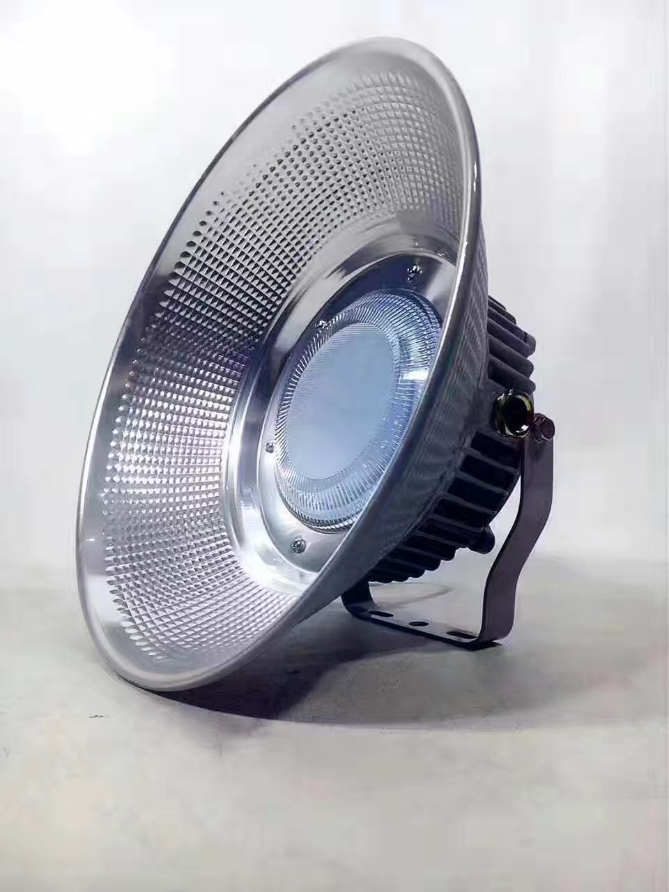 河南80W体育场馆照明LED灯 体育馆LED灯 球场照明灯