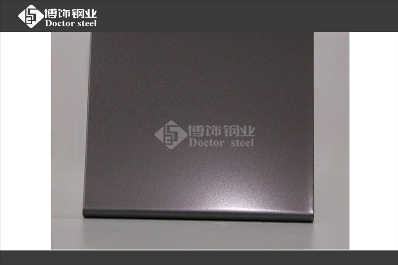 不锈钢亮光无指纹青黑喷砂板，厂家直销价格便宜  青黑不锈钢  不锈钢喷砂板