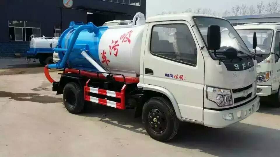 【江安县农用抽粪车吸粪车厂家地址