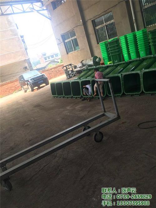 湖南金盛塑料厂、嘉禾垃圾桶、公园垃圾桶生  公园垃圾桶生产厂  公园环卫垃圾桶  公用垃圾桶价格