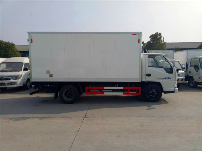 新款冷藏车批发  新款冷藏车图片  新款冷藏车价格  程力冷藏车厂家地址