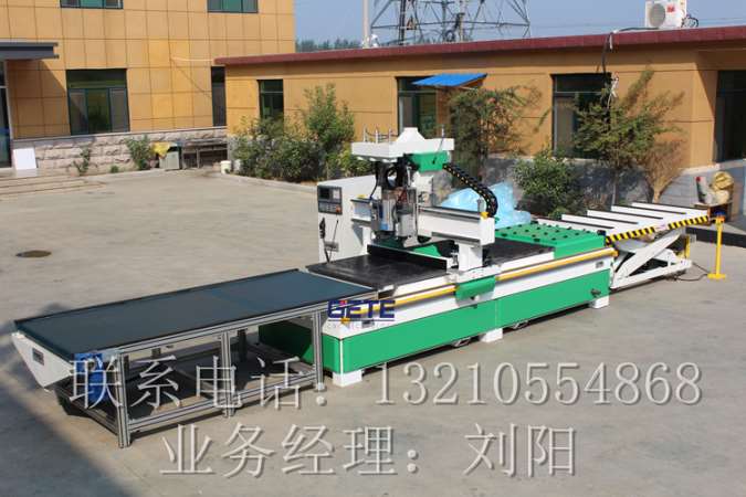 开料雕刻机  M6&nbsp;&nbsp;定制家具生产线&nbsp;&nbsp;自动开料机