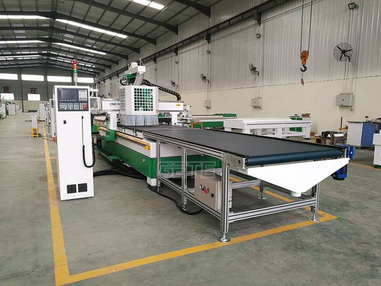 数控开料机多少钱 UA-48型  板式家具加工设备  木工开料机价格