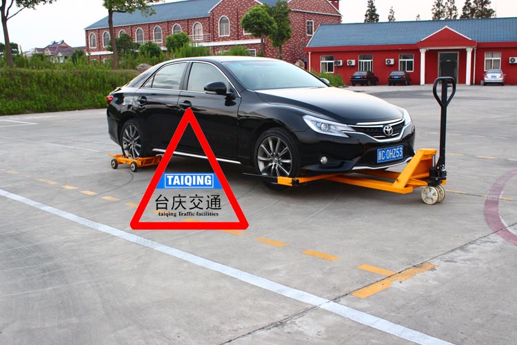 万向式机动车挪车器&nbsp;&nbsp;万向式挪车器