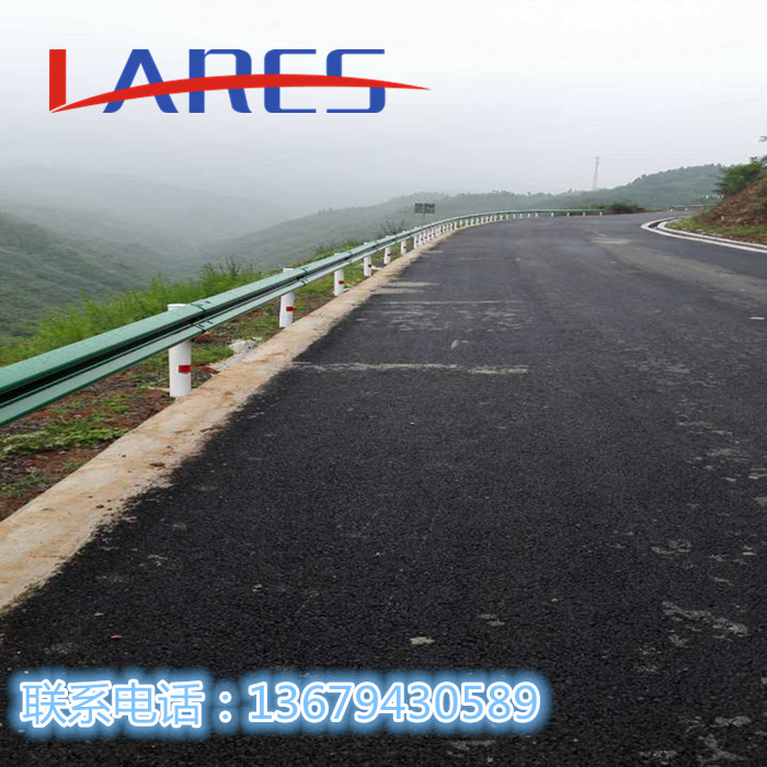 甘肃那里有卖公路防撞护栏的    防撞护栏销售价格  波形护栏  护栏板