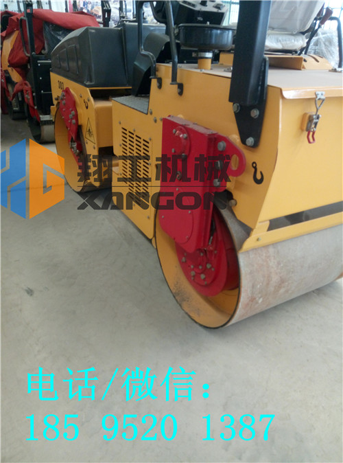 六吨双钢轮座驾振动压路机 压实力六吨的压路机&nbsp;&nbsp;座驾压路机&nbsp;&nbsp;小型压路机