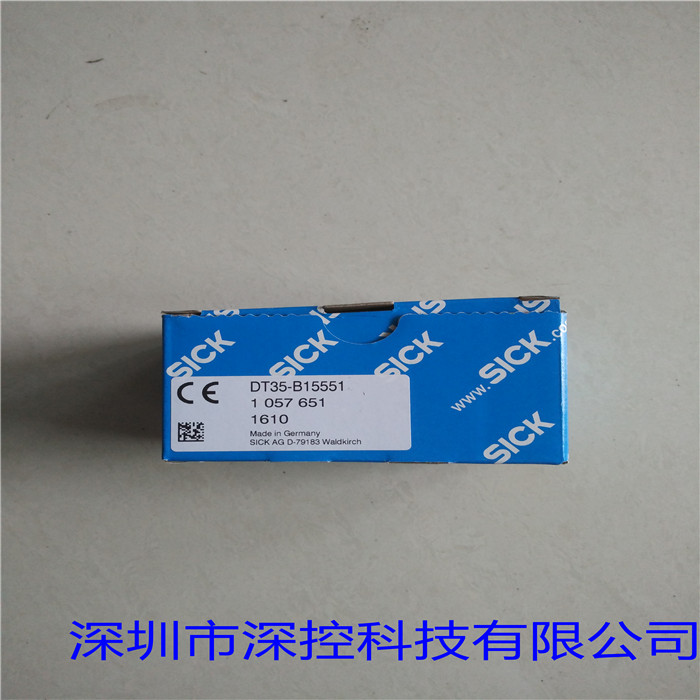 德国西克SICK中程距离传感器DT35-B15551  光电开关  接近开关