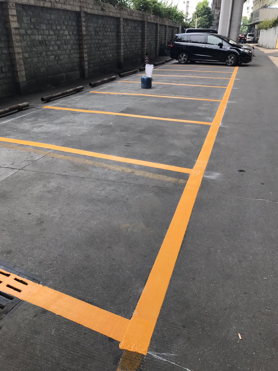 光明新区道路划线 观澜道路划线 蛇口道路划线  橡胶定位器  路锥  水马厂家
