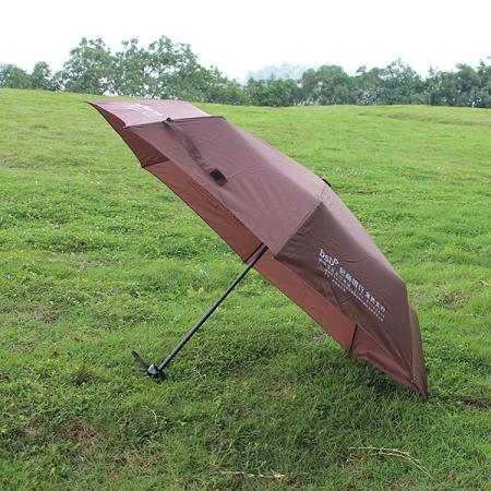 精铭鑫雨伞深圳厂家 logo定制 定制雨伞 定制三折雨伞  雨伞厂家  雨伞定制  三折伞