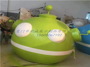 飞碟潜水艇雕塑  雕塑制作  树脂雕塑&nbsp;&nbsp;玻璃钢雕塑&nbsp;&nbsp;玻璃钢展示道具&nbsp;&nbsp;橱窗展示道具