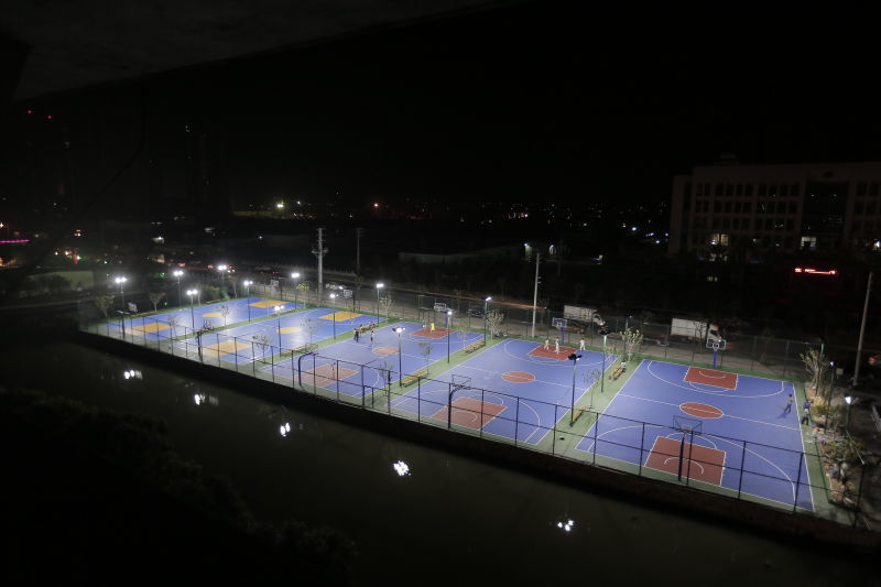 室外篮球场地灯光改造专用LED照明灯具