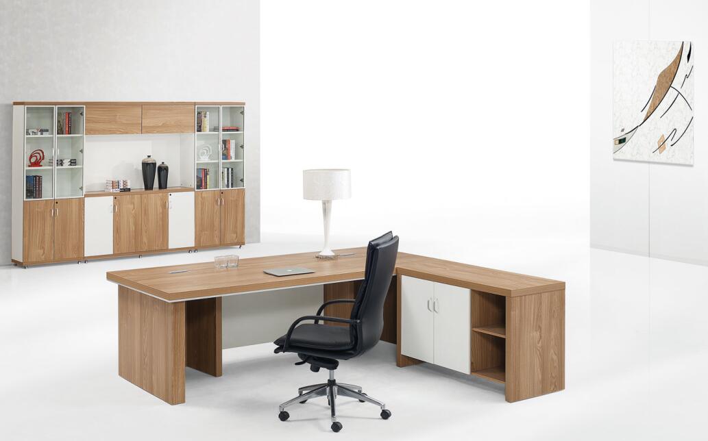 办公桌必选立优家具，厦门办公家具厂&nbsp;&nbsp;厦门办公桌&nbsp;&nbsp;厦门会议桌