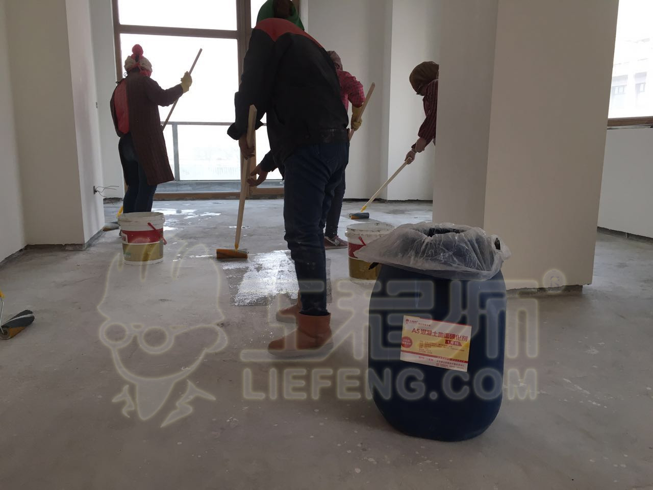 混凝土地面起砂起皮处理材料 混凝土地面起皮