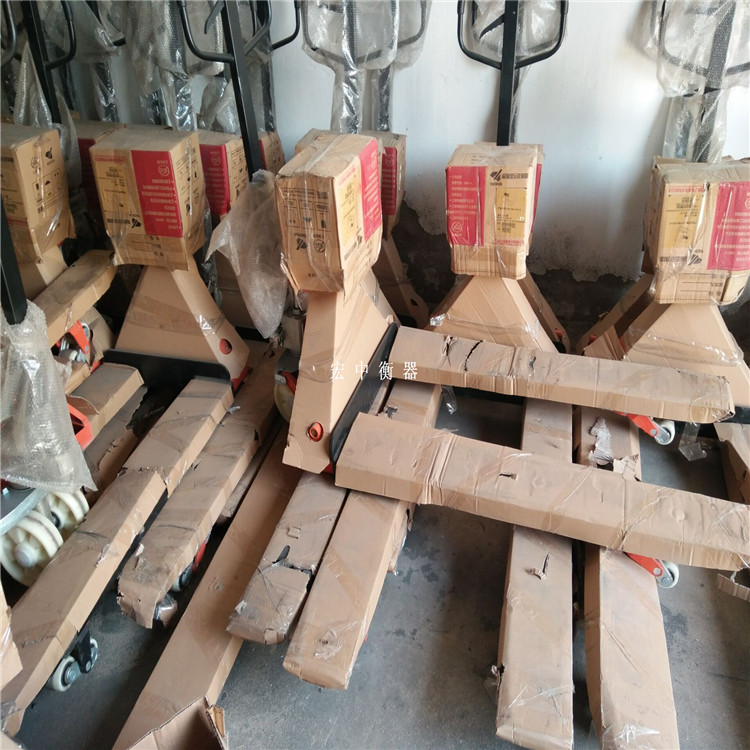 梧州2500kg货物搬运地牛秤  液压叉车秤