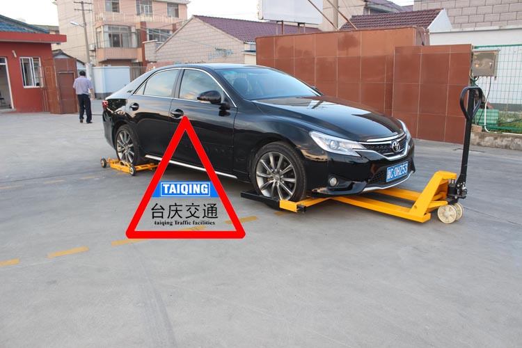 挪车辅助工具&nbsp;&nbsp;挪车工具&nbsp;&nbsp;挪车器&nbsp;&nbsp;机械挪车器