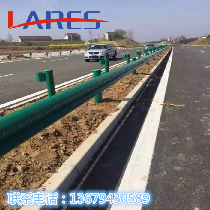 高速公路防撞波形梁护栏有哪些分类  防撞护栏  波形护栏