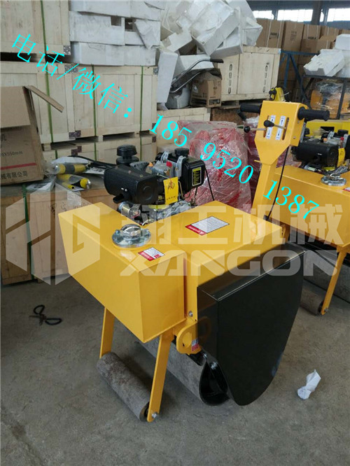 小型手扶双钢轮压路机生产基地在济宁翔工机械&nbsp;&nbsp;小型压路机&nbsp;&nbsp;座驾压路机