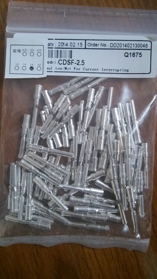 5A,10A,16A,40A,70A,100A电流唯恩连接器&nbsp;&nbsp;矩形连接器&nbsp;&nbsp;重载连接器