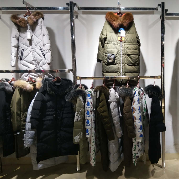 高档风暴2羽绒服 专柜正品折扣女装批发  品牌折扣  一二线品牌