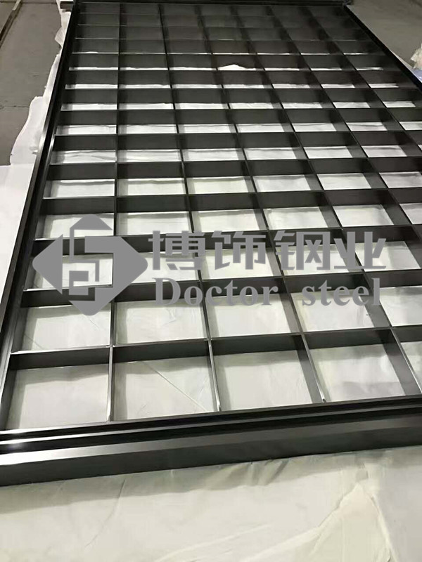 拉丝黑钛不锈钢屏风，专业不锈钢屏风隔断生产厂家  电镀不锈钢屏风
