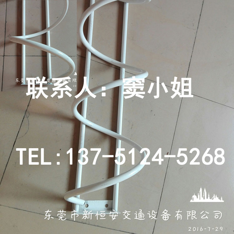 厂区安装自行车停车架合理规划整齐安全螺旋式  自行车摆放架  自行车停放架