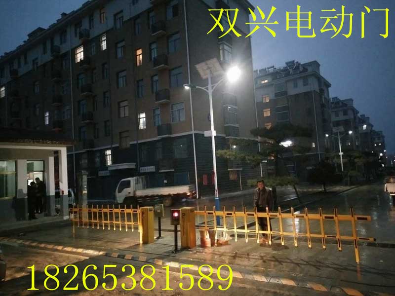 泰安双兴学校三辊闸翼闸摆闸在不同环境下的选择&nbsp;&nbsp;学校道闸&nbsp;&nbsp;双兴自动门&nbsp;&nbsp;蓝牙道闸