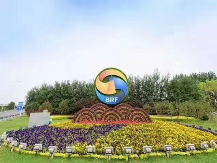 哪家制作的花雕精美——吴忠草雕&nbsp;&nbsp;园艺雕刻