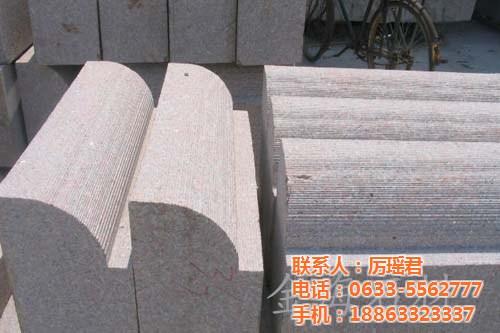 路沿石,华城石材,路沿石7月热卖  品质路沿石  华城路沿石  五莲红路沿石