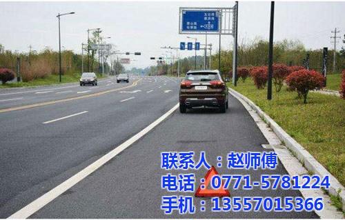 壮锦大道汽车机油、鹏飞汽修——道路救援、  冬天汽车机油  polo汽车机油  一汽捷达汽车机油