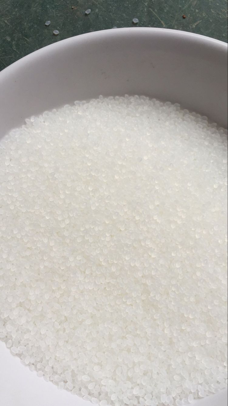 58213都是硬度为75A聚酯型TPU原料  挤出熔纺氨纶纺丝  诺誉专用TPU