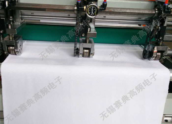 专业的全自动毛巾布分片机,超声波毛巾布切割机  全自动分片机