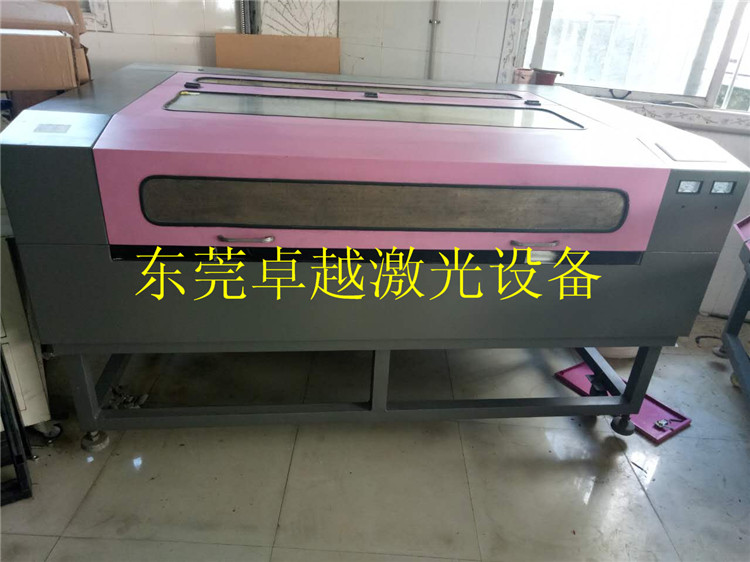 二手激光切割机转让  1680双头139&nbsp;&nbsp;皮料布料亚克力激光切&nbsp;&nbsp;长期二手激光切割机买