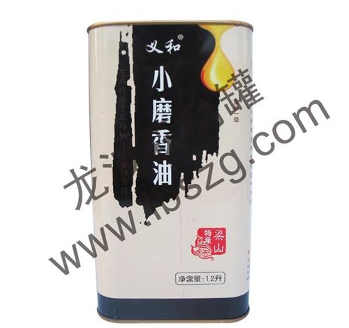 食用油铁罐、龙波森金属包装、2L食用油铁  2.5L食用油铁  1L食用油铁罐  2L食用油铁罐