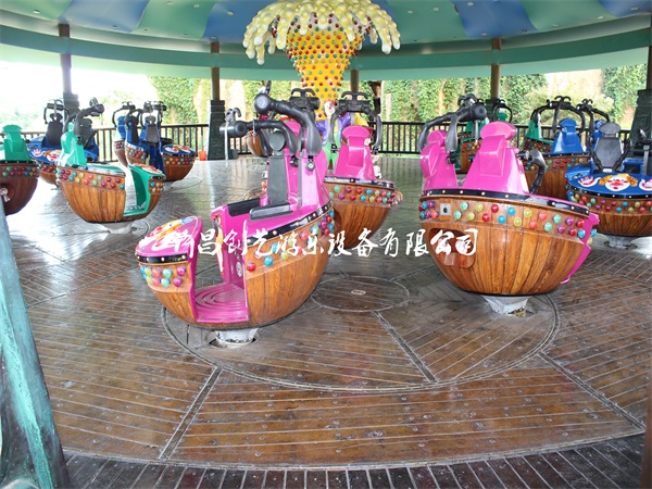 佳木斯魔幻陀螺自由彩虹游乐设备金马同款创艺批发  魔幻陀螺游乐设备  金马同款自由彩虹