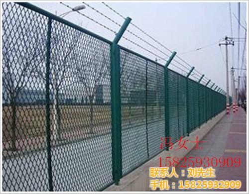 重庆祥驰金属丝网|钢丝网围栏|钢丝网围栏 钢丝网围栏生产厂 钢丝网围栏价格 体育场钢丝网围栏