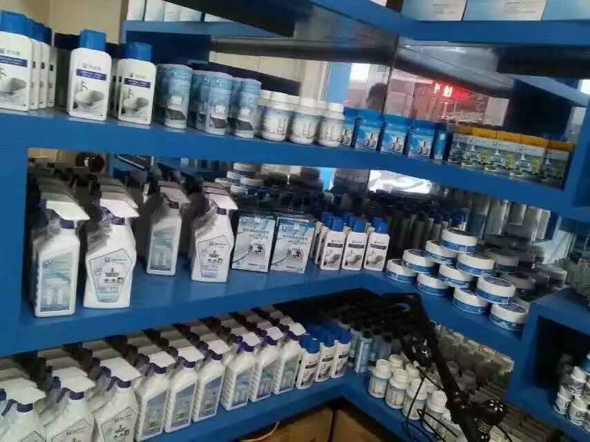零门槛的热门产品  加盟项目  先进清洗设备  清洗药剂