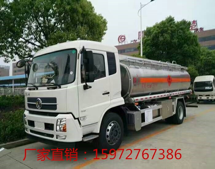 2017年洒水车最新报价3-25吨洒水车厂家直销  喷洒车  加油车