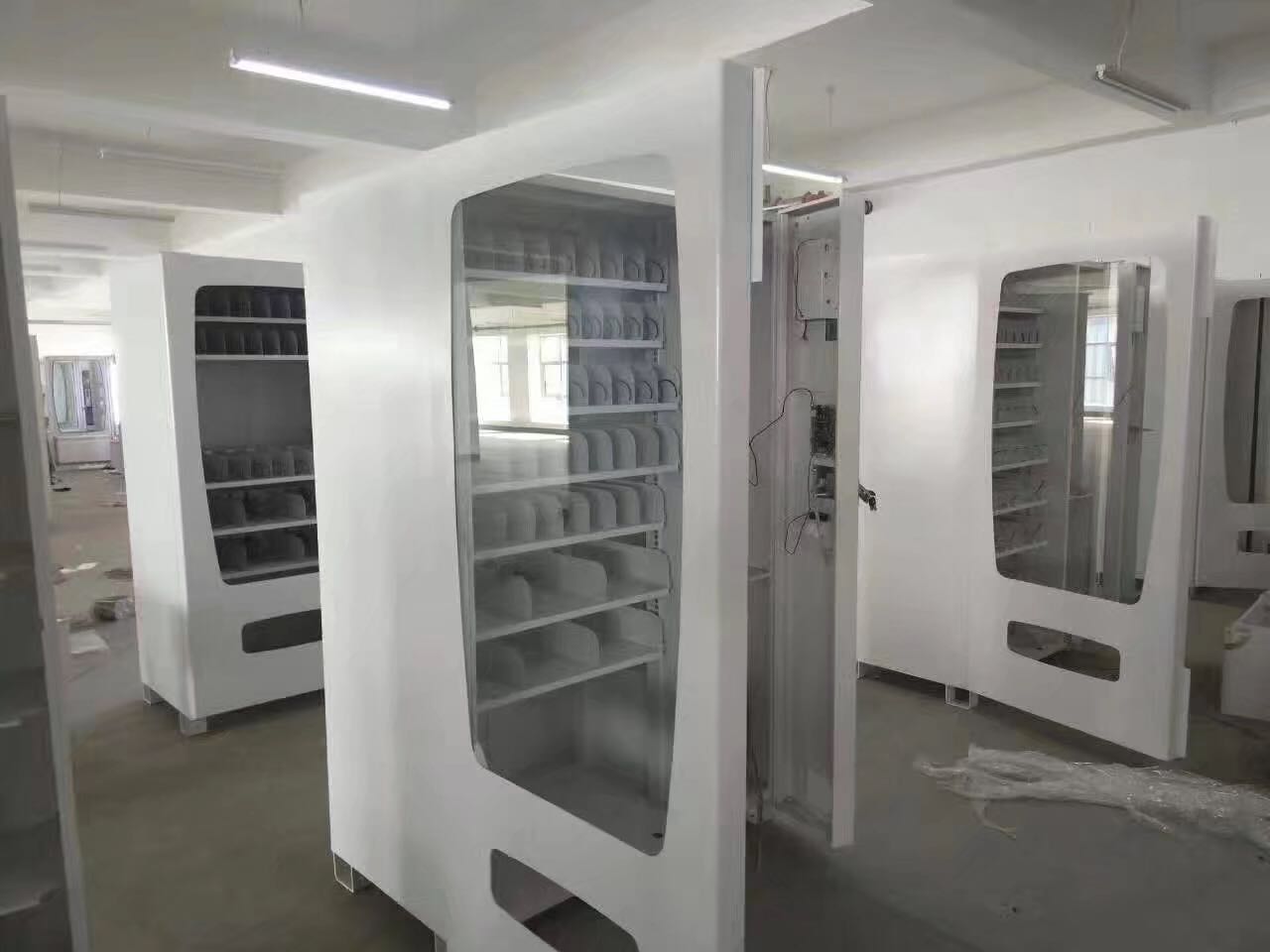 新型私雅无人售货机活动  自助购物  到店考察