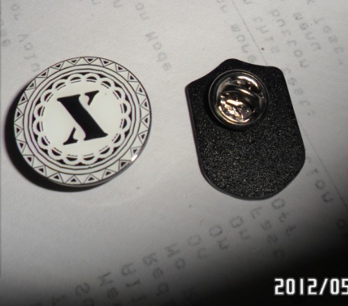 深圳金属工号牌订做厂家东莞专业徽章、logo设计制作&nbsp;&nbsp;徽章设计制作&nbsp;&nbsp;深圳徽章制作厂家