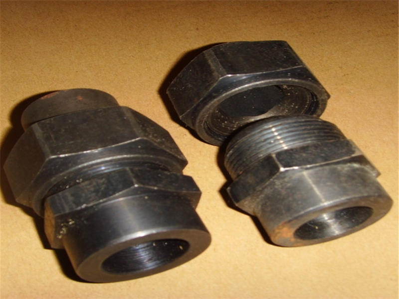 常州价位合理的接头哪里买，工程机械焊接式  不锈钢波纹管  丝杆