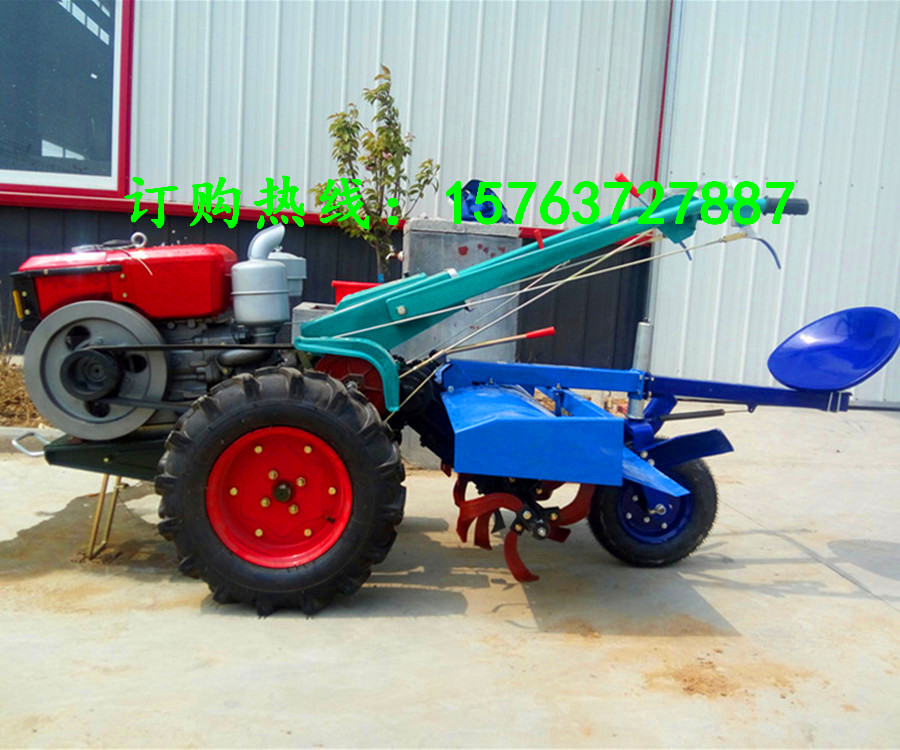 旋耕除草手扶拖拉机 小型手扶拖拉机图片