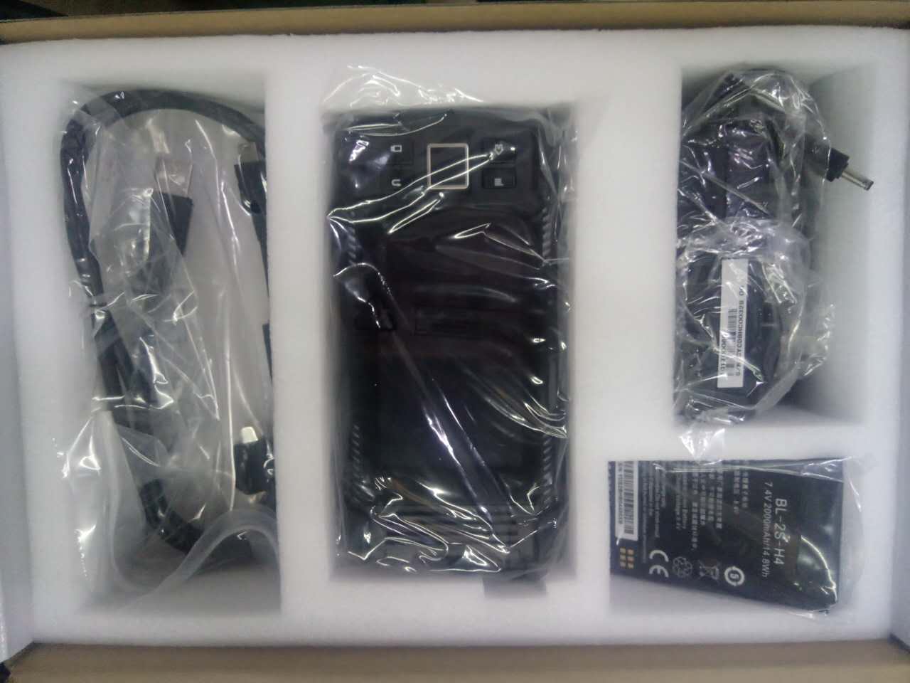 供应信阳海康手持视频终端单兵 亮丽的手持  信阳万众  手持单兵