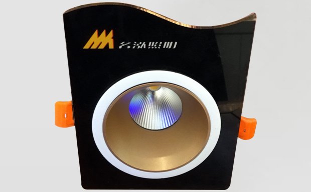 LED射灯选购的基本要求有哪些？怎么选购才能更赚钱  LED射灯C厂家
