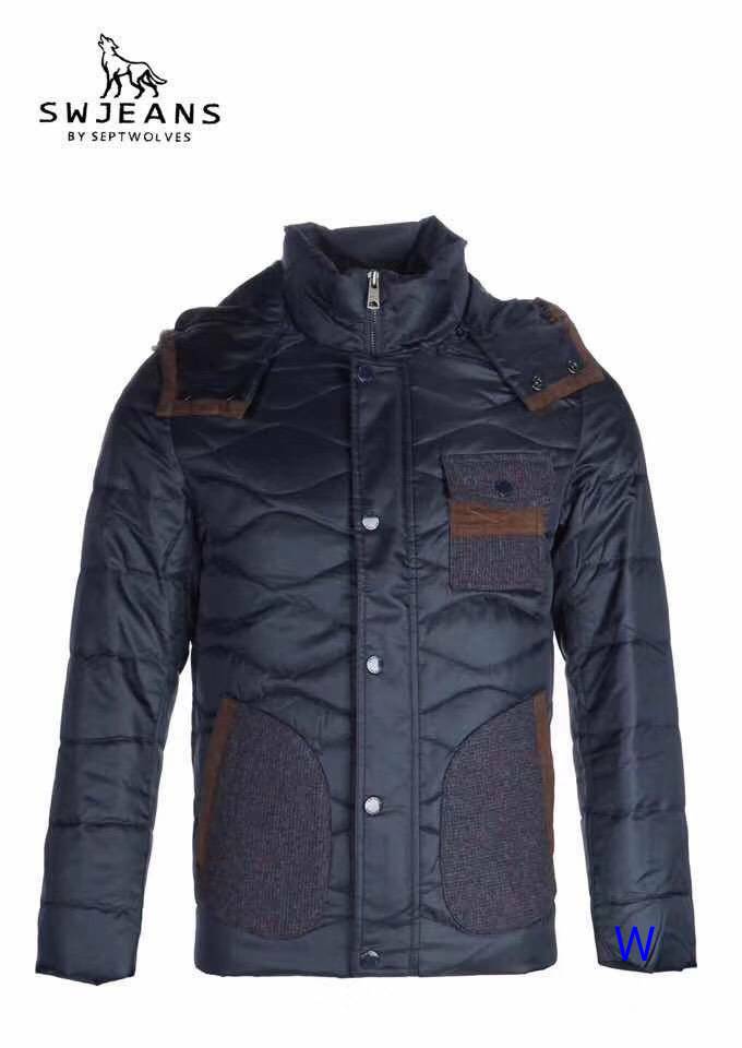 一手货源正品清仓甩卖 库存尾货外贸贵人鸟羽绒服批发  品牌服装尾货批发  正品运动服装尾货批发