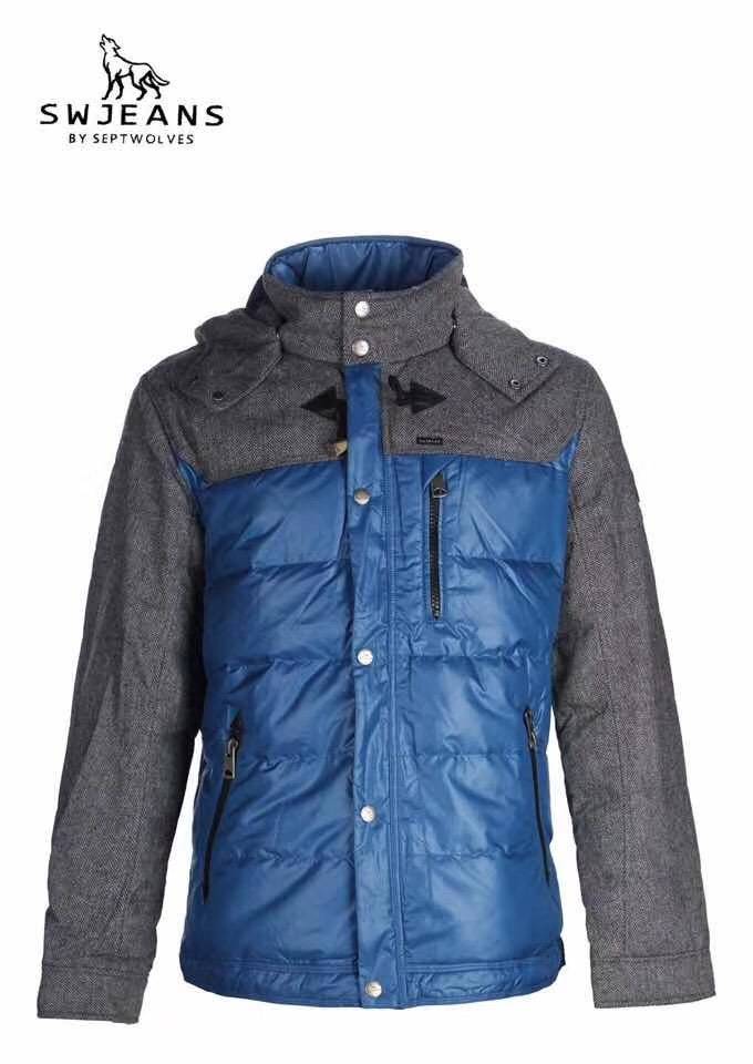 广州低价品牌地摊羽绒服批发 原单库存货源 厂家直销  低价 品牌货源  品牌羽绒服批发  原单库存尾货