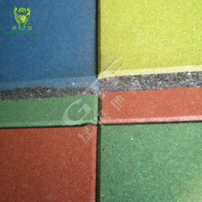 幼儿园室外操场加厚安全橡胶地垫健身房地砖  安全地垫