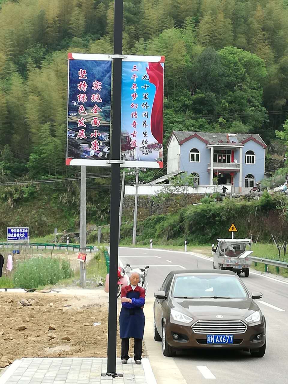 保定市灯杆幕旗 铝型材横梁生产商