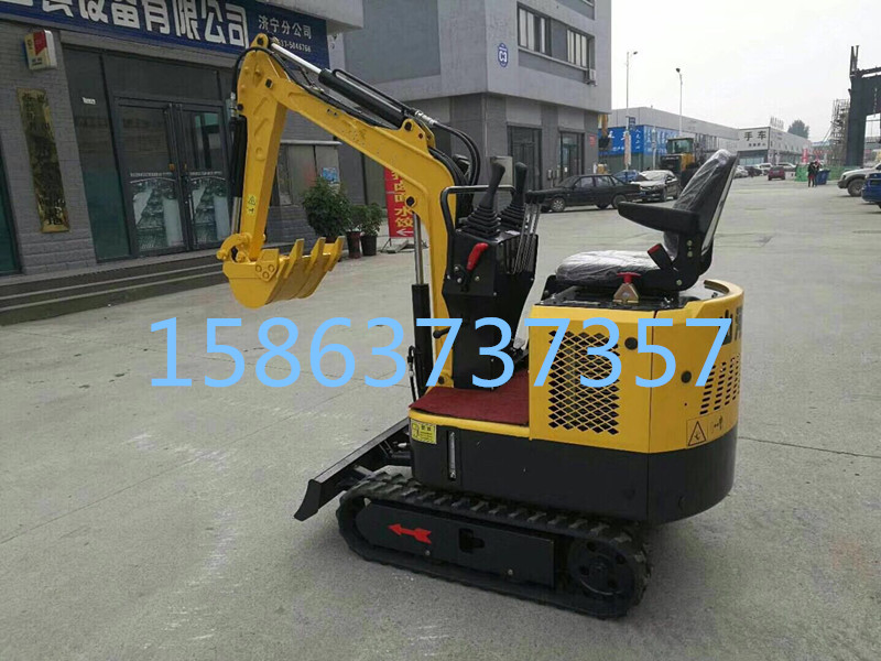 济宁挖掘机生产厂园林挖沟机的图片&nbsp;&nbsp;挖土机