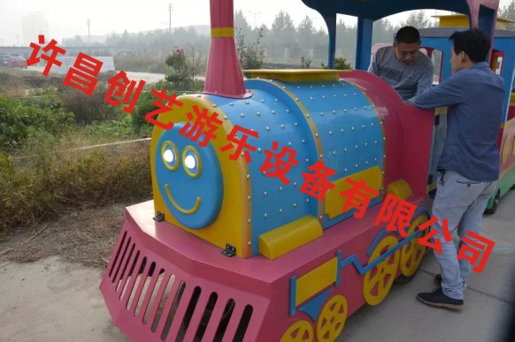 许昌创艺游乐设备有限公司_新款小火车